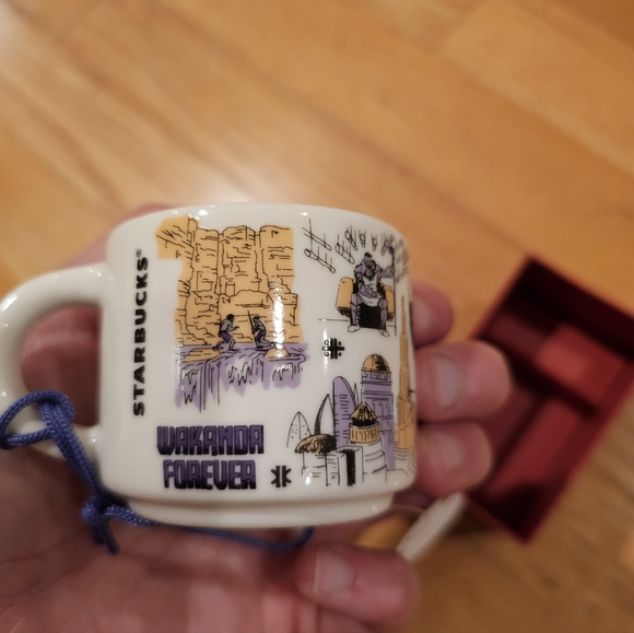 Starbucks- Marvel Been there series- Wakanda - Picture 3 of 6